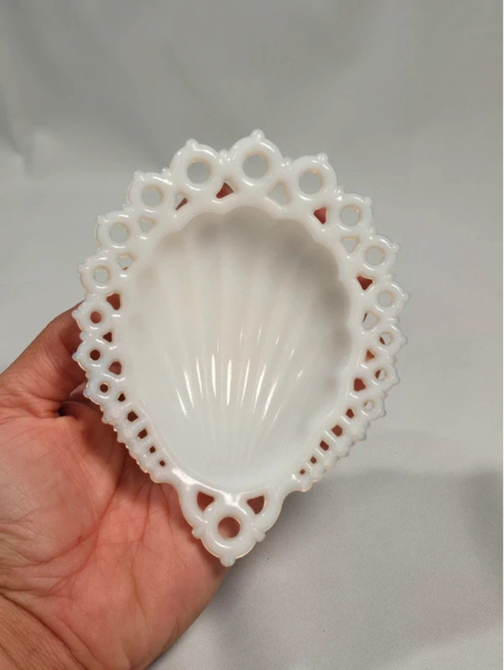 Vintage Westmoreland Milk Glass Lace Edge Shell Trinket Dish